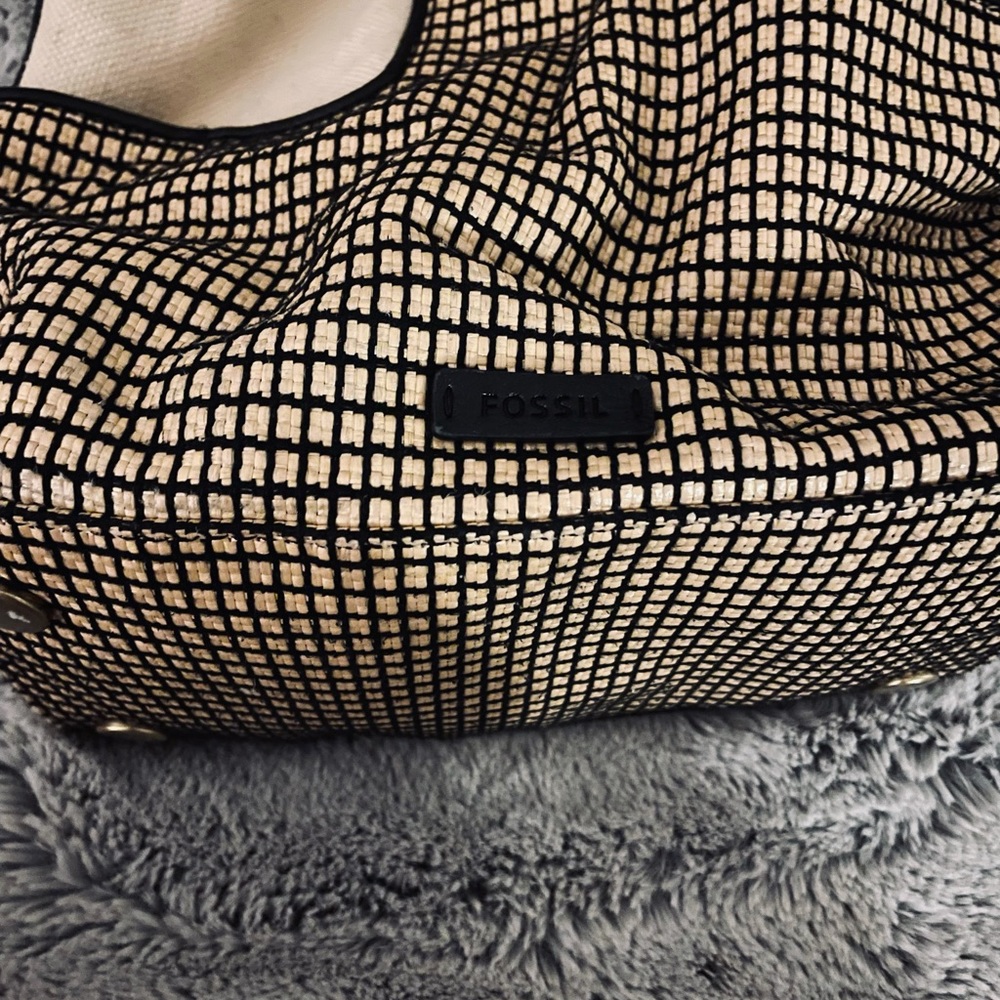 Fossil Rattan Bag With Matching Wallet - image 5